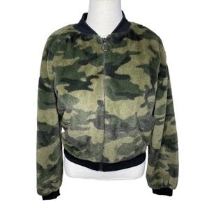 Fuzzy Faux Fur Camo Zipper-Up Jacket